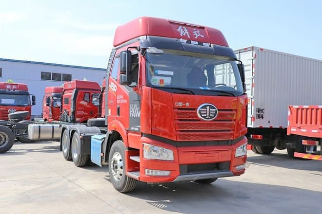 FAW Faw 380HP J6P Truck for Sale in Senegal - Trekker: afbeelding 1 FAW Faw 380HP J6P Truck for Sale in Senegal - Trekker: afbeelding 1