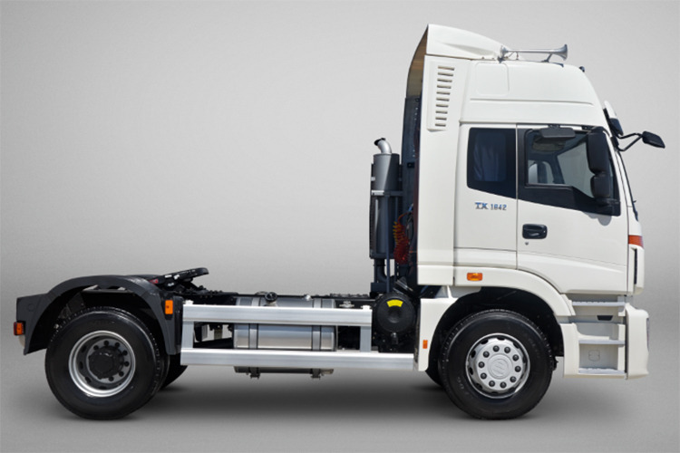 FOTON Foton 6 Wheeler Truck Head for Sale in Tanzania - Trekker: afbeelding 4 FOTON Foton 6 Wheeler Truck Head for Sale in Tanzania - Trekker: afbeelding 4
