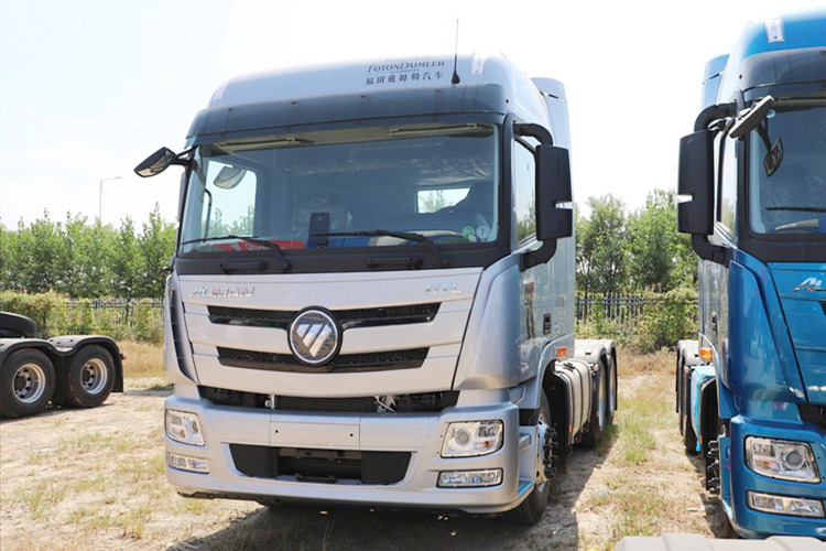 FOTON Foton 6x4 Tractor Head for Sale in Tanzania - Trekker: afbeelding 1 FOTON Foton 6x4 Tractor Head for Sale in Tanzania - Trekker: afbeelding 1
