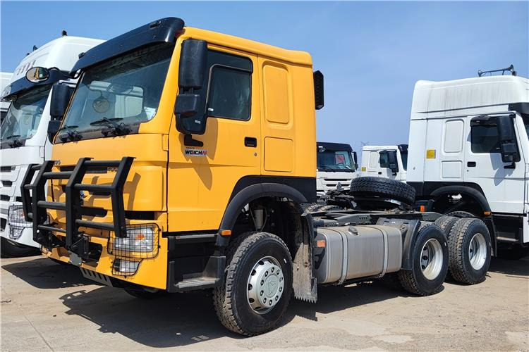 SINOTRUK CNHTC Howo Truck Tractor 400 HP 10 Wheeler for Sale In Malawi - Trekker: afbeelding 1 SINOTRUK CNHTC Howo Truck Tractor 400 HP 10 Wheeler for Sale In Malawi - Trekker: afbeelding 1
