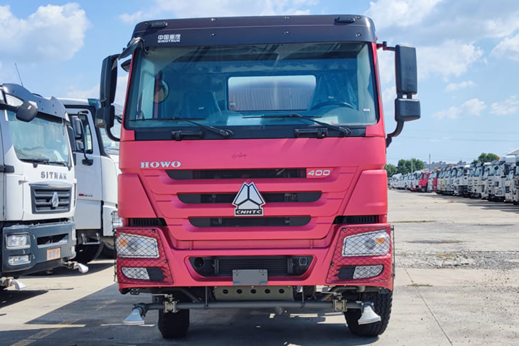 Howo Howo Water Truck for Sale in Nigeria - Vrachtwagen: afbeelding 2 Howo Howo Water Truck for Sale in Nigeria - Vrachtwagen: afbeelding 2