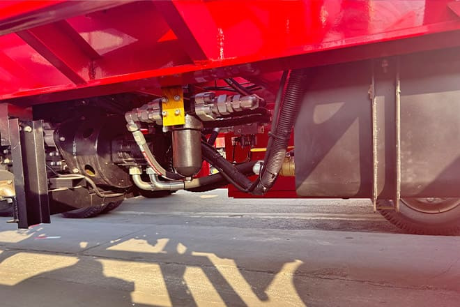 XCMG 20 40Ft Container Side Loader for Sale in Tanzania - Containertransporter/ Wissellaadbak oplegger: afbeelding 5 XCMG 20 40Ft Container Side Loader for Sale in Tanzania - Containertransporter/ Wissellaadbak oplegger: afbeelding 5