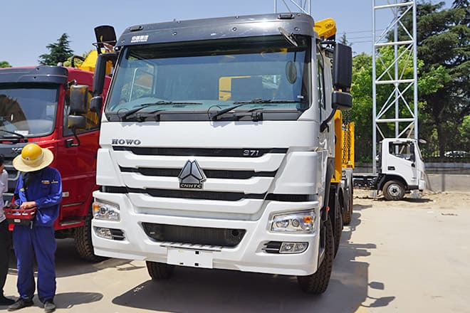 XCMG 20Ft Container Side Lift Truck for Sale in Guyana - Containertransporter/ Wissellaadbak vrachtwagen: afbeelding 4 XCMG 20Ft Container Side Lift Truck for Sale in Guyana - Containertransporter/ Wissellaadbak vrachtwagen: afbeelding 4