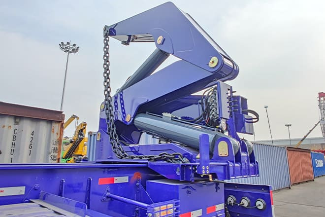 XCMG 40Ft Shipping Container Side Loader for Sale in Argentina - Containertransporter/ Wissellaadbak oplegger: afbeelding 4 XCMG 40Ft Shipping Container Side Loader for Sale in Argentina - Containertransporter/ Wissellaadbak oplegger: afbeelding 4