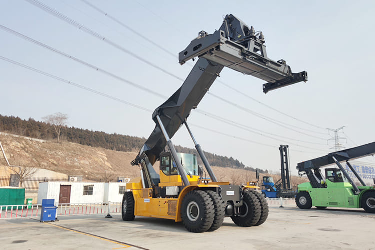 XCMG Container Reach Stacker for Sale in Ghana - Container heftruck: afbeelding 2 XCMG Container Reach Stacker for Sale in Ghana - Container heftruck: afbeelding 2