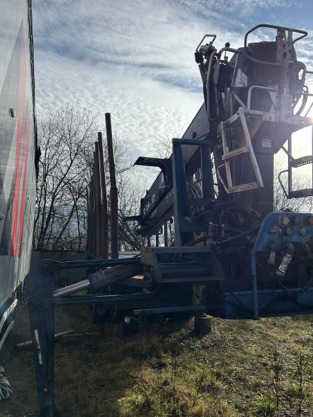 Diebolt grue avec grappin rotatif - Houtoplegger: afbeelding 2 Diebolt grue avec grappin rotatif - Houtoplegger: afbeelding 2
