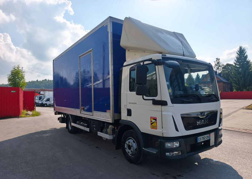 MAN TGL 12.250 kontener 6,2 , winda - Bakwagen: afbeelding 3 MAN TGL 12.250 kontener 6,2 , winda - Bakwagen: afbeelding 3