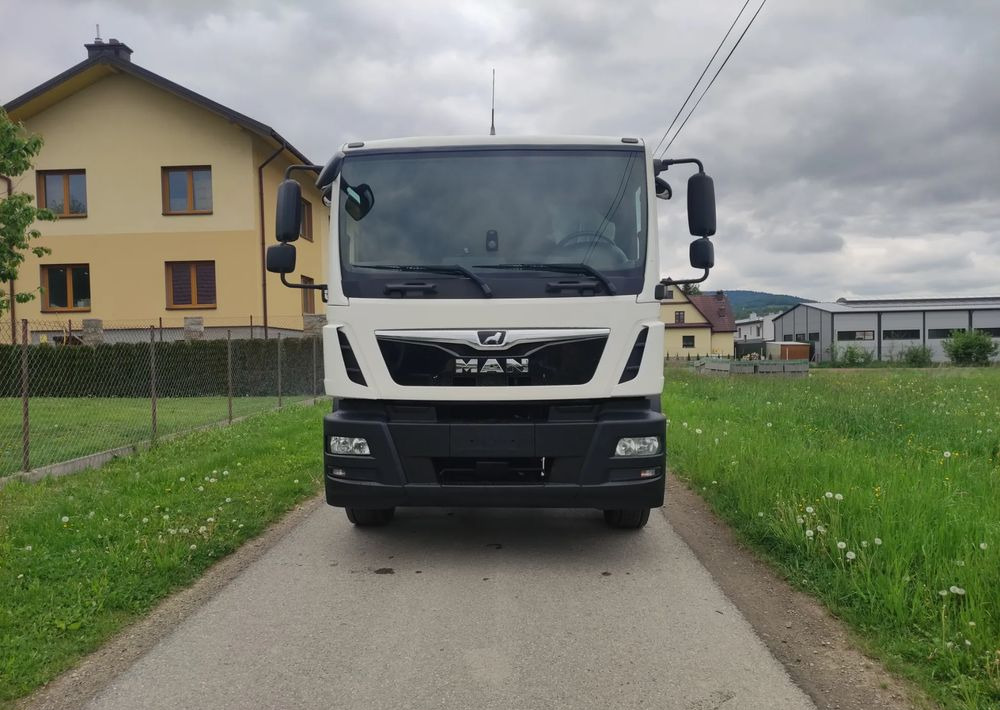 MAN TGM 18.290 ramo do zabudowy 18DMC - Chassis vrachtwagen: afbeelding 3 MAN TGM 18.290 ramo do zabudowy 18DMC - Chassis vrachtwagen: afbeelding 3