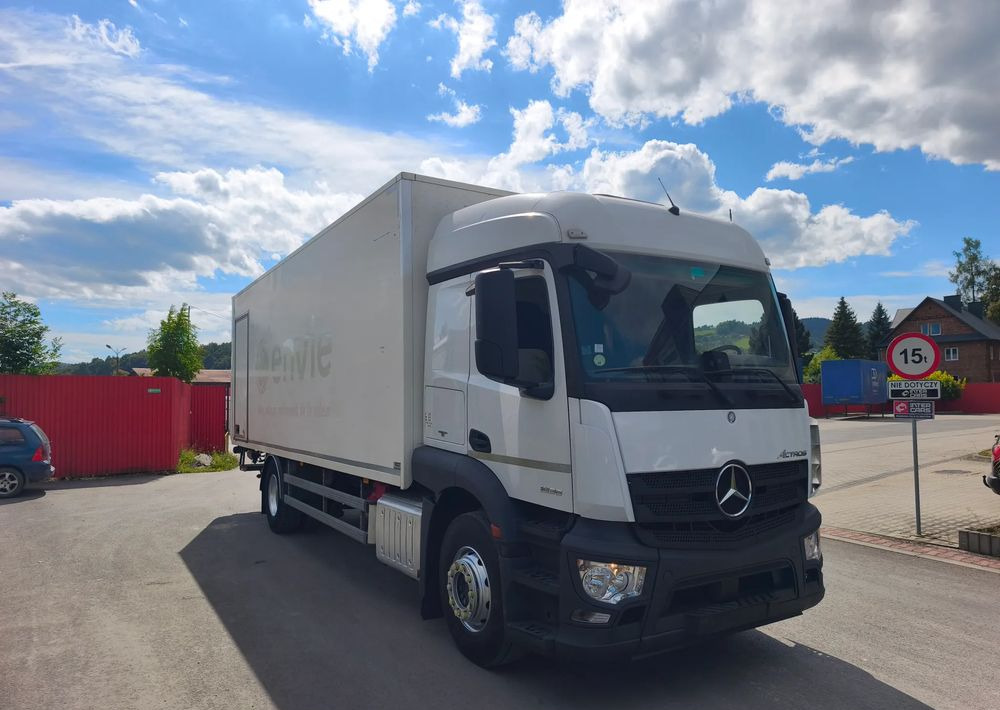 Mercedes-Benz ACTROS 18.360 kontener 18 p , winda - Bakwagen: afbeelding 1 Mercedes-Benz ACTROS 18.360 kontener 18 p , winda - Bakwagen: afbeelding 1