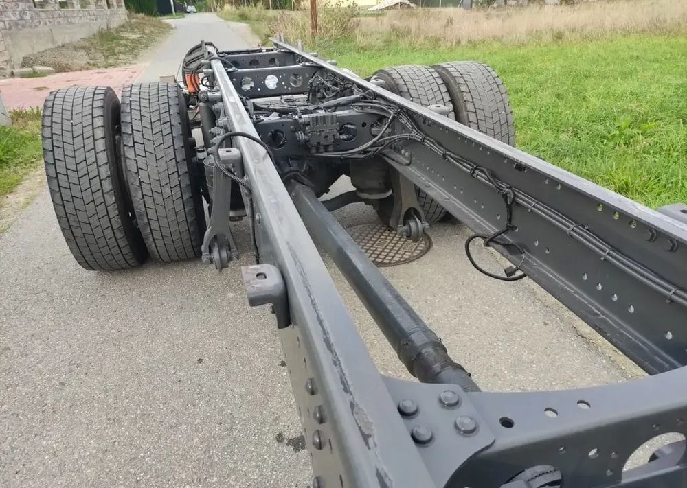 Chassis vrachtwagen Mercedes-Benz AXOR 1829 rama do zabudowy blokada mostu: afbeelding 10