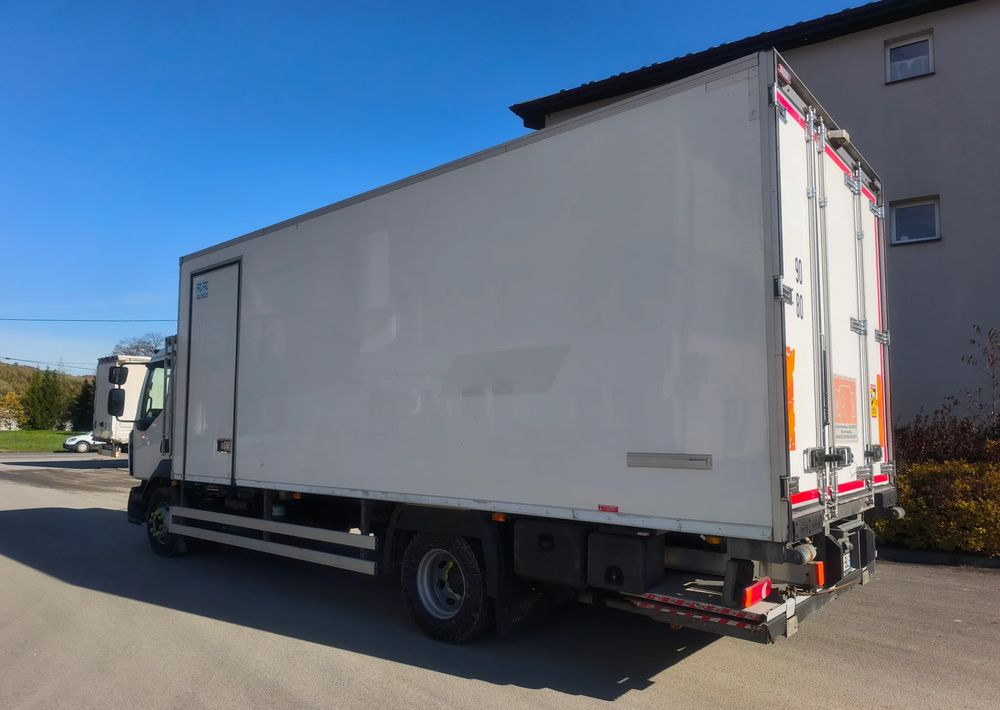 Renault GAMA D 16.250 chłodnia izoterma 16 palet klima - Koelwagen vrachtwagen: afbeelding 4 Renault GAMA D 16.250 chłodnia izoterma 16 palet klima - Koelwagen vrachtwagen: afbeelding 4