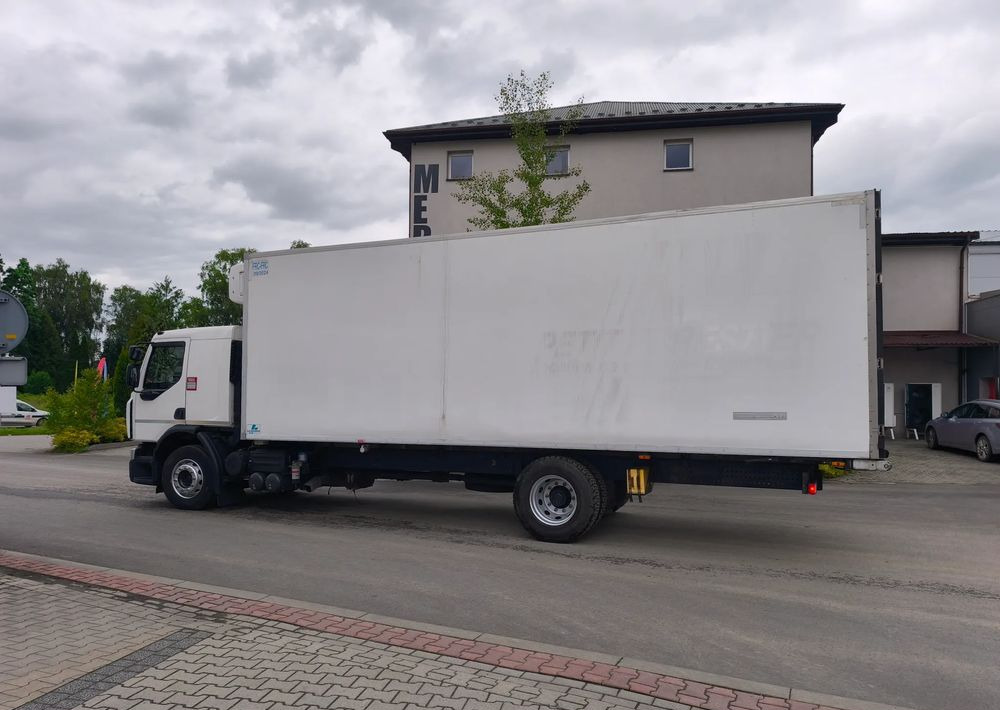 Renault GAMA D 18.320 chłodnia izoterma 18 palet sypialka - Koelwagen vrachtwagen: afbeelding 4 Renault GAMA D 18.320 chłodnia izoterma 18 palet sypialka - Koelwagen vrachtwagen: afbeelding 4