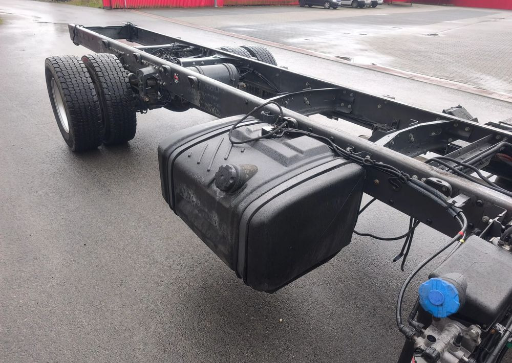 Renault Midlum 220.14 220.16 rama do zabudowy poduszka - Chassis vrachtwagen: afbeelding 5 Renault Midlum 220.14 220.16 rama do zabudowy poduszka - Chassis vrachtwagen: afbeelding 5