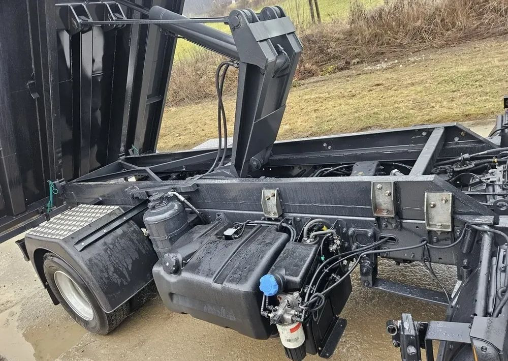 Renault Midlum 220 Dxi wywrot wywrotka kiper blokada - Kipper vrachtwagen: afbeelding 5 Renault Midlum 220 Dxi wywrot wywrotka kiper blokada - Kipper vrachtwagen: afbeelding 5