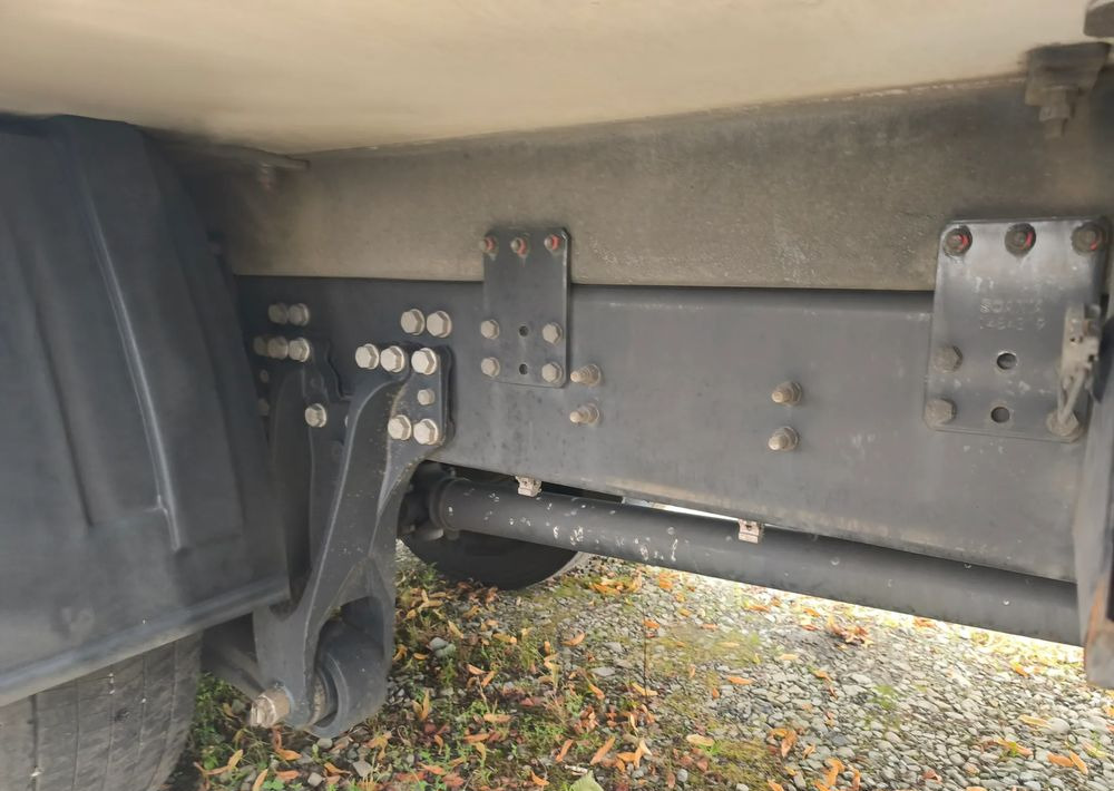 Scania P 280 chłodnia izoterma 22 palet poduszka - Koelwagen vrachtwagen: afbeelding 4 Scania P 280 chłodnia izoterma 22 palet poduszka - Koelwagen vrachtwagen: afbeelding 4