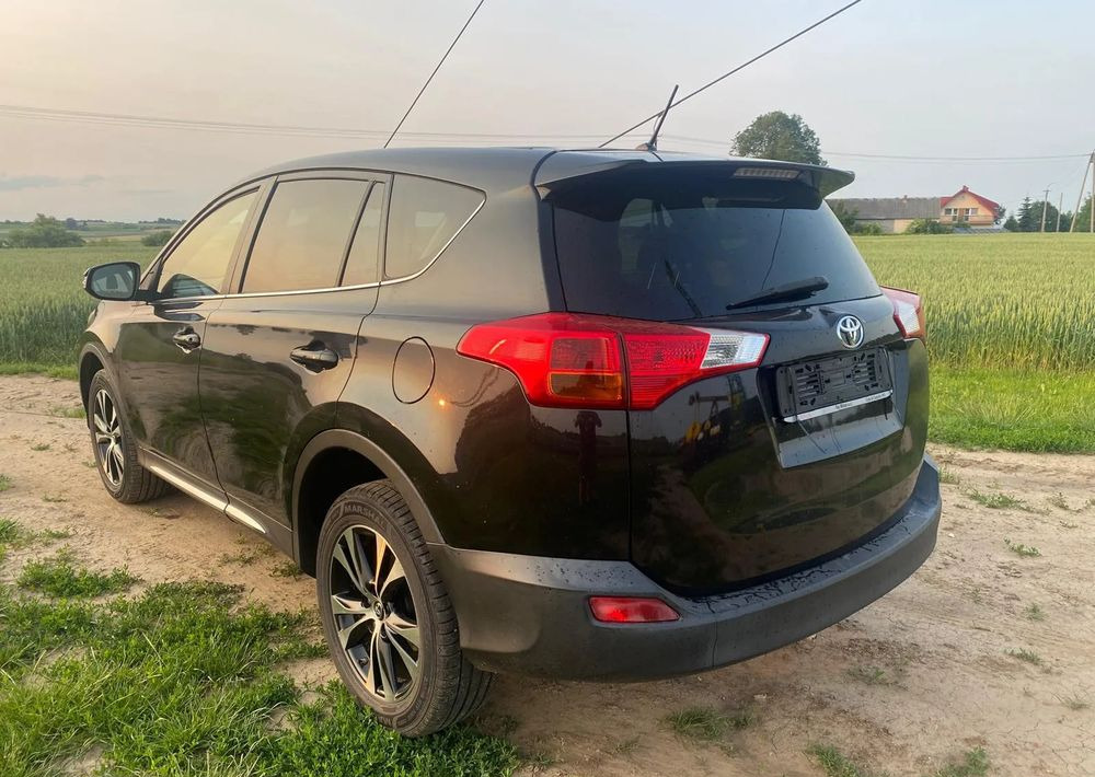 Toyota RAV4 2.0 D-4D 4x4 - SUV: afbeelding 4 Toyota RAV4 2.0 D-4D 4x4 - SUV: afbeelding 4