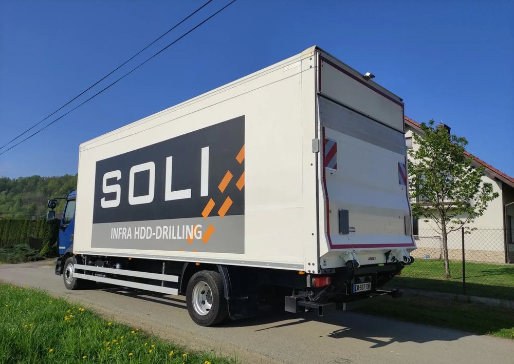 Volvo FL 12.240 klima blokada kontener 18 pal kurierka - Bakwagen: afbeelding 5 Volvo FL 12.240 klima blokada kontener 18 pal kurierka - Bakwagen: afbeelding 5