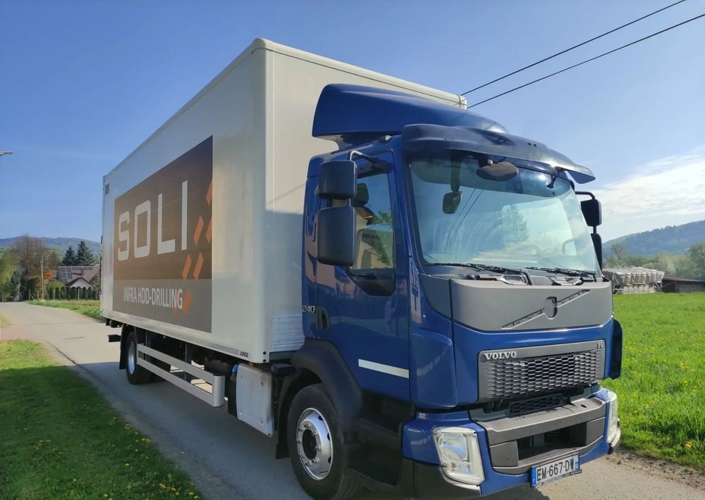 Volvo FL 12.240 klima blokada kontener 18 pal kurierka - Bakwagen: afbeelding 2 Volvo FL 12.240 klima blokada kontener 18 pal kurierka - Bakwagen: afbeelding 2