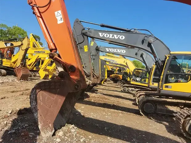 2022 Hitachi ZX240 - Rupsgraafmachine: afbeelding 3 2022 Hitachi ZX240 - Rupsgraafmachine: afbeelding 3