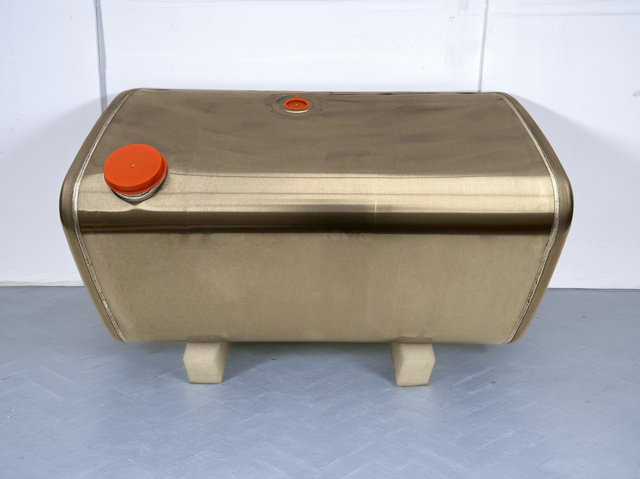 VOLVO  - Brandstoftank: afbeelding 1 VOLVO  - Brandstoftank: afbeelding 1