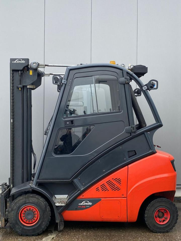 Linde Linde H 35 T - 6.012 h - Seitenschieber - - LPG heftruck: afbeelding 2 Linde Linde H 35 T - 6.012 h - Seitenschieber - - LPG heftruck: afbeelding 2