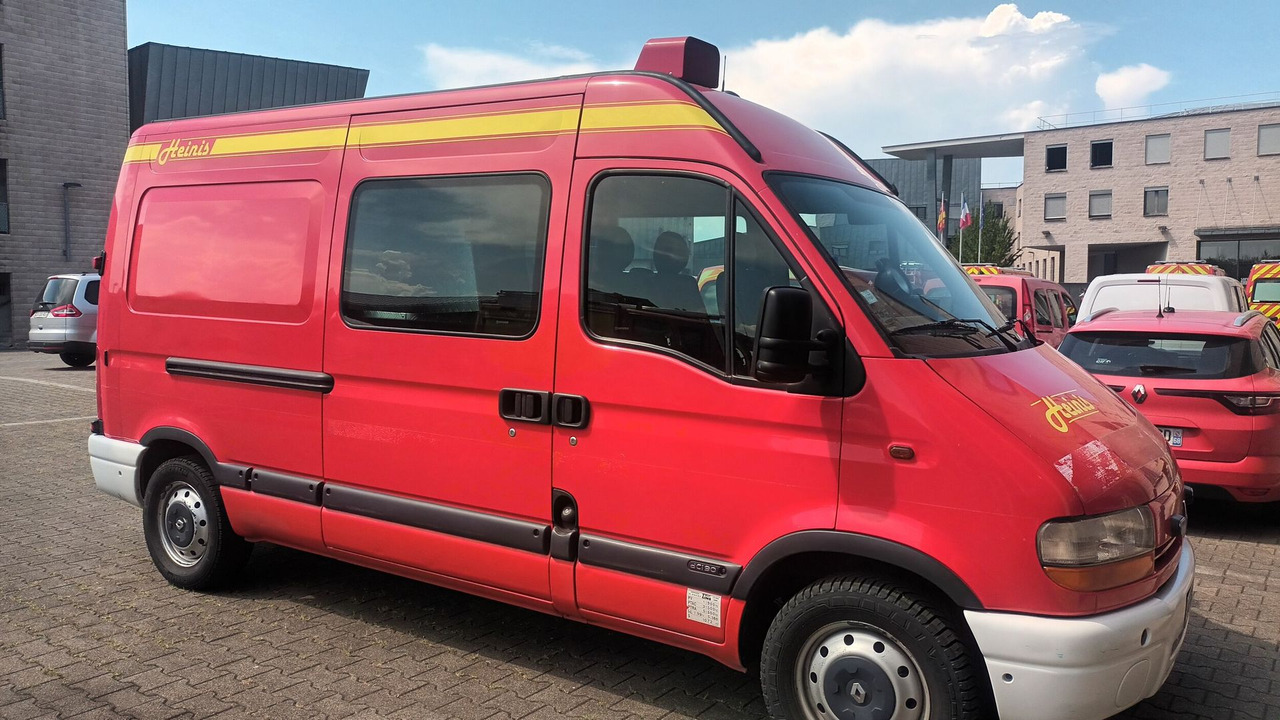 A vendre RENAULT MASTER. - Gesloten bestelwagen, Bestelwagen met dubbele cabine: afbeelding 1 A vendre RENAULT MASTER. - Gesloten bestelwagen, Bestelwagen met dubbele cabine: afbeelding 1