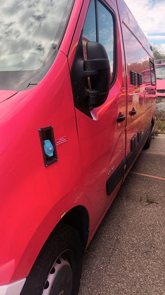 A vendre en l'état RENAULT MASTER 2015. - Ambulance: afbeelding 3 A vendre en l'état RENAULT MASTER 2015. - Ambulance: afbeelding 3
