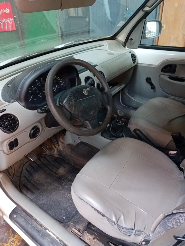 RENAULT KANGOO 1.2 5CV FISCAUX 58ch DIN - Bestelwagen: afbeelding 2 RENAULT KANGOO 1.2 5CV FISCAUX 58ch DIN - Bestelwagen: afbeelding 2