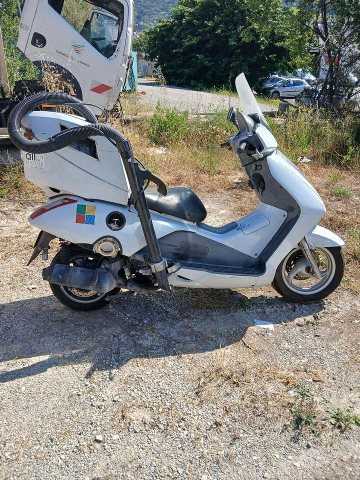 MOTO CROTTE HONDA PANTHEON . - Motorfiets: afbeelding 1 MOTO CROTTE HONDA PANTHEON . - Motorfiets: afbeelding 1