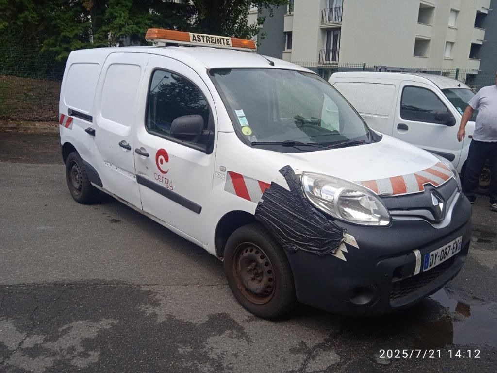 RENAULT KANGOO DY087EW - Kleine bestelwagen: afbeelding 1 RENAULT KANGOO DY087EW - Kleine bestelwagen: afbeelding 1