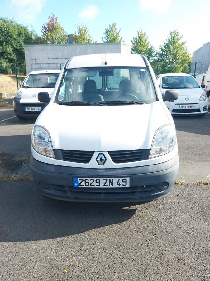 Renault Kangoo. Contrôle technique favorable (occasion). - Bestelwagen met dubbele cabine: afbeelding 1 Renault Kangoo. Contrôle technique favorable (occasion). - Bestelwagen met dubbele cabine: afbeelding 1