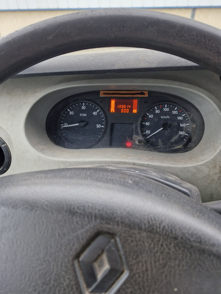 Renault Mascott 3.5T- (Disponible à compter du 24/11/2025) 3 places avec benne basculante hydraulique. BEG. Vendu sans CT. Véhicule roulant. Entretien régulier. Arrêté début 2025 pour souci passage d - Kipper bestelwagen: afbeelding 2 Renault Mascott 3.5T- (Disponible à compter du 24/11/2025) 3 places avec benne basculante hydraulique. BEG. Vendu sans CT. Véhicule roulant. Entretien régulier. Arrêté début 2025 pour souci passage d - Kipper bestelwagen: afbeelding 2