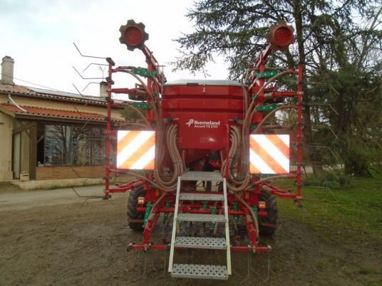 Kverneland TS EVO 6000 - Zaaicombinatie: afbeelding 5 Kverneland TS EVO 6000 - Zaaicombinatie: afbeelding 5