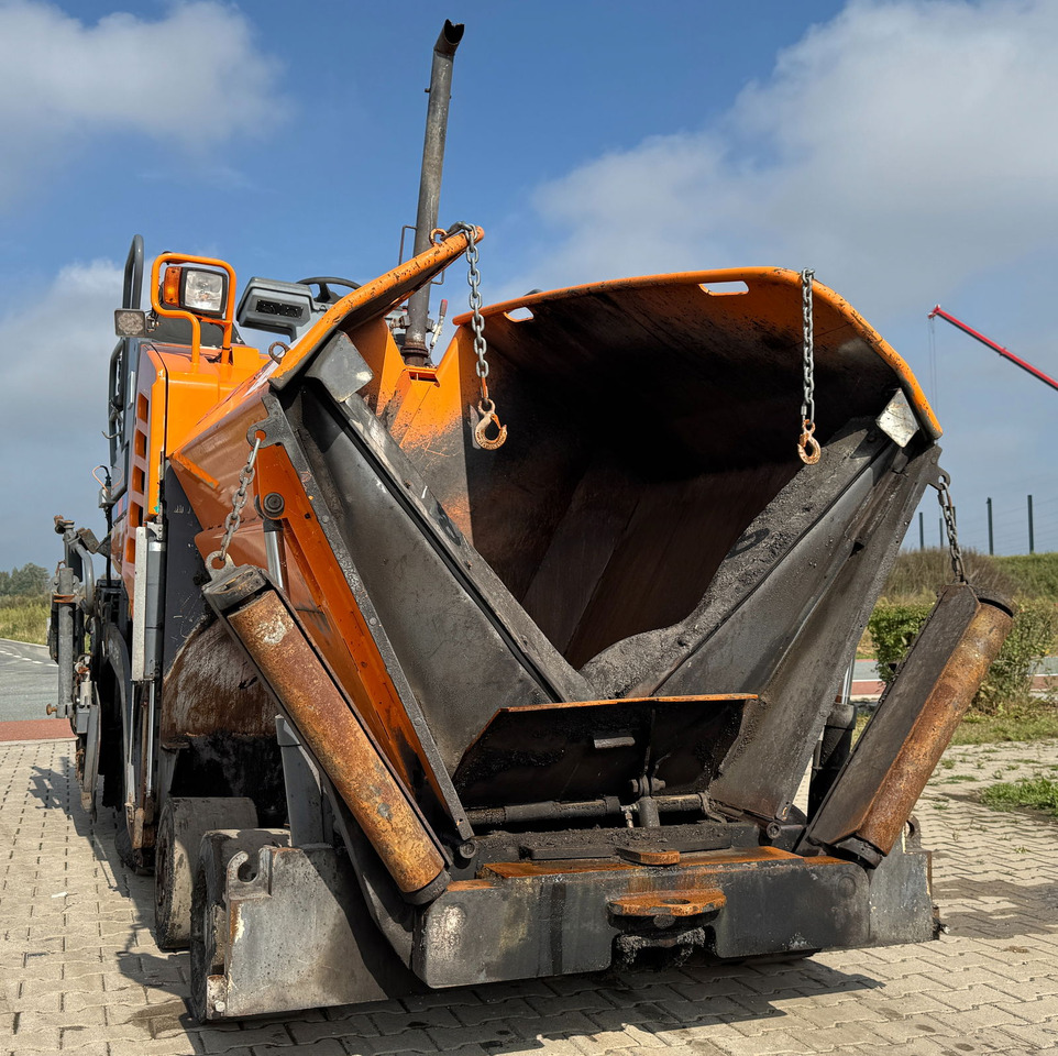 Vögele Super 1303-3i - Asfaltafwerkmachine: afbeelding 3 Vögele Super 1303-3i - Asfaltafwerkmachine: afbeelding 3