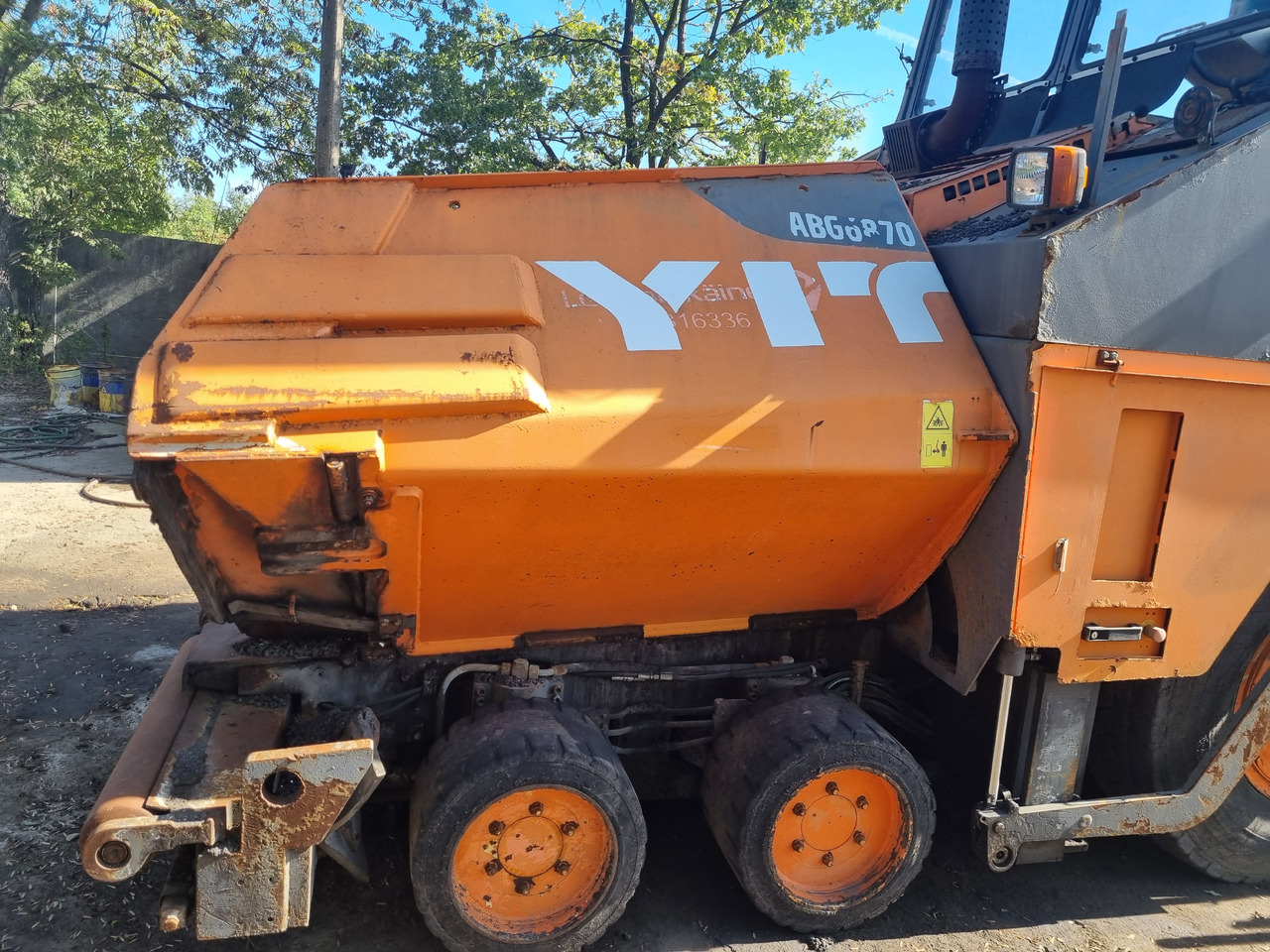 VOLVO TITAN 6870 - Asfaltafwerkmachine: afbeelding 3 VOLVO TITAN 6870 - Asfaltafwerkmachine: afbeelding 3