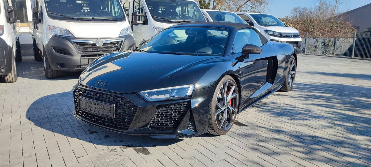 Audi R8 Spyder 5.2 FSI RWD performance - Cabrio: afbeelding 3 Audi R8 Spyder 5.2 FSI RWD performance - Cabrio: afbeelding 3