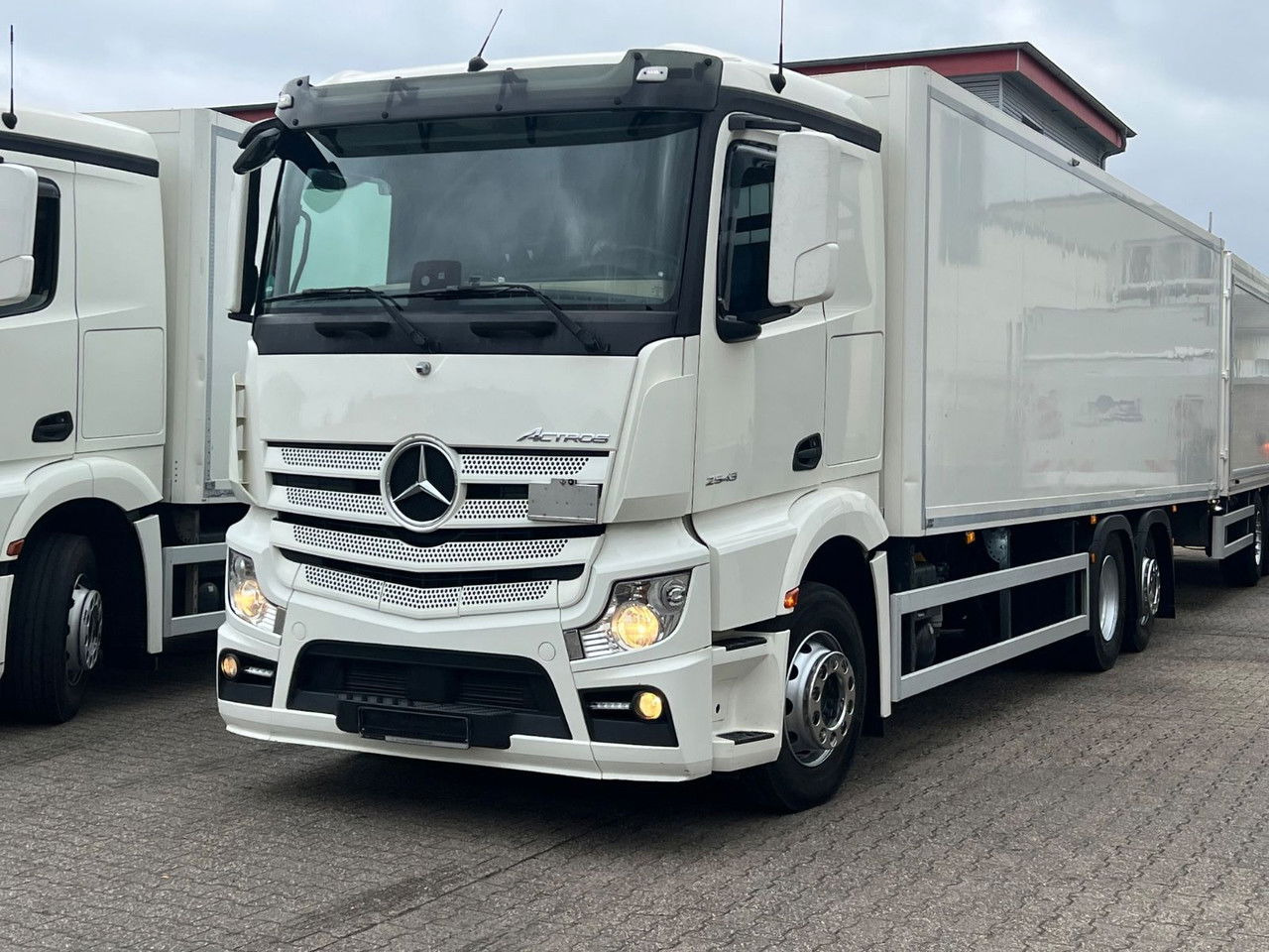 Mercedes-Benz Actros 2543 LBW Voll-Luft-Gefed-Lang Kof - Bakwagen: afbeelding 2 Mercedes-Benz Actros 2543 LBW Voll-Luft-Gefed-Lang Kof - Bakwagen: afbeelding 2
