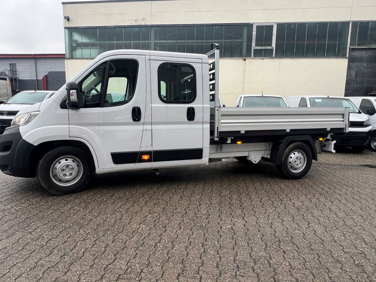 Opel Movano L3 H2 - Dreiseiten-Kipper - Kipper bestelwagen: afbeelding 4 Opel Movano L3 H2 - Dreiseiten-Kipper - Kipper bestelwagen: afbeelding 4