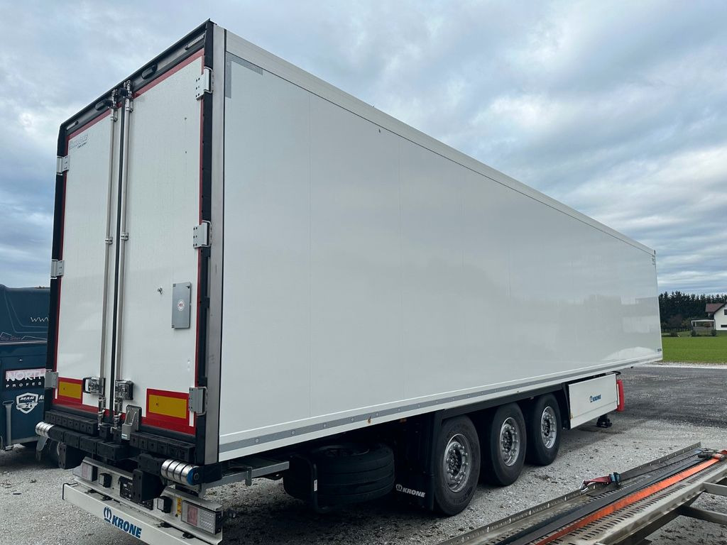 Krone SDR 27 Vector 1550 Doppelstock/Blumenbreit Krone SDR 27 Vector 1550 Doppelstock/Blumenbreit - Koelwagen oplegger: afbeelding 4 Krone SDR 27 Vector 1550 Doppelstock/Blumenbreit Krone SDR 27 Vector 1550 Doppelstock/Blumenbreit - Koelwagen oplegger: afbeelding 4