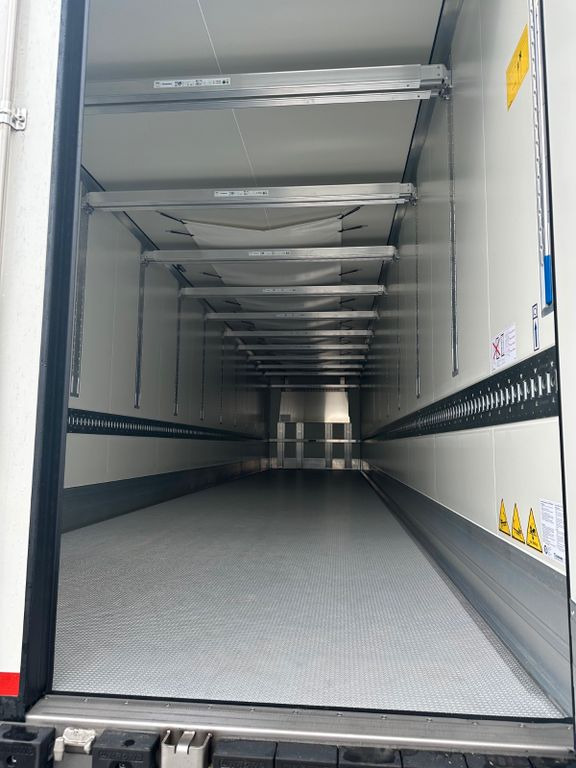 Krone SDR 27 Vector 1550 Doppelstock/Blumenbreit Krone SDR 27 Vector 1550 Doppelstock/Blumenbreit - Koelwagen oplegger: afbeelding 5 Krone SDR 27 Vector 1550 Doppelstock/Blumenbreit Krone SDR 27 Vector 1550 Doppelstock/Blumenbreit - Koelwagen oplegger: afbeelding 5