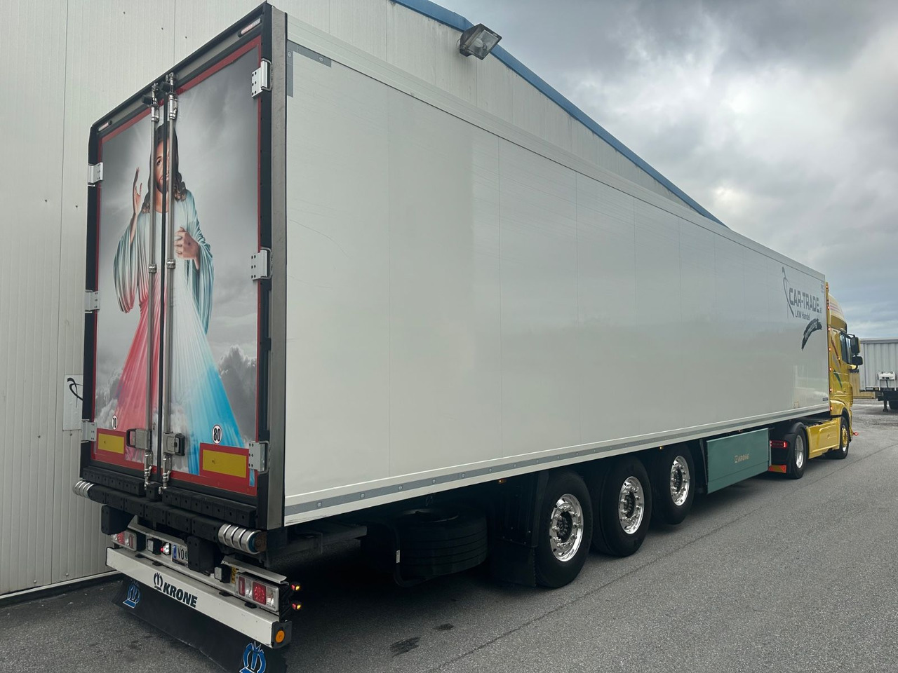 Krone SDR 27 Vector 1550 Doppelstock/Blumenbreit - Gesloten oplegger: afbeelding 3 Krone SDR 27 Vector 1550 Doppelstock/Blumenbreit - Gesloten oplegger: afbeelding 3