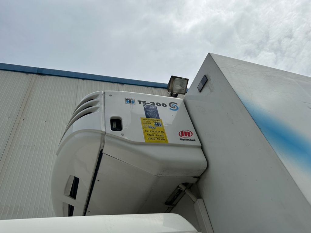 MAN LE 14.220 TKTS300 -29C LBW MAN LE 14.220 TKTS300 -29C LBW - Koelwagen vrachtwagen: afbeelding 5 MAN LE 14.220 TKTS300 -29C LBW MAN LE 14.220 TKTS300 -29C LBW - Koelwagen vrachtwagen: afbeelding 5