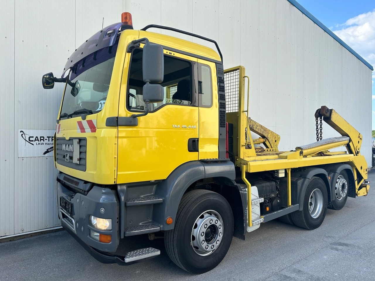 MAN TGA 26.440 - Kipper vrachtwagen: afbeelding 1 MAN TGA 26.440 - Kipper vrachtwagen: afbeelding 1