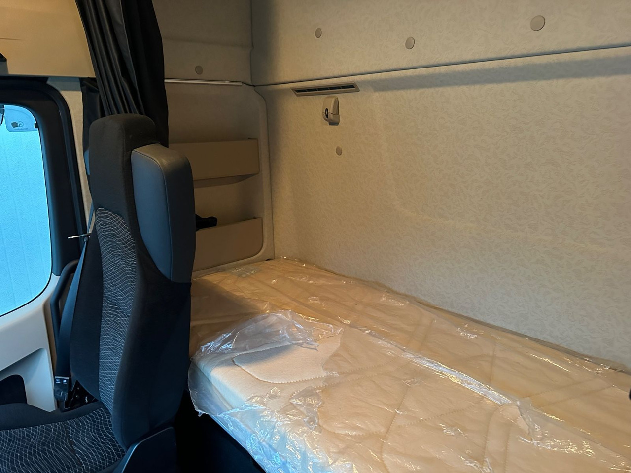 Mercedes-Benz Actros 2545 2T LBW - Containertransporter/ Wissellaadbak vrachtwagen: afbeelding 5 Mercedes-Benz Actros 2545 2T LBW - Containertransporter/ Wissellaadbak vrachtwagen: afbeelding 5