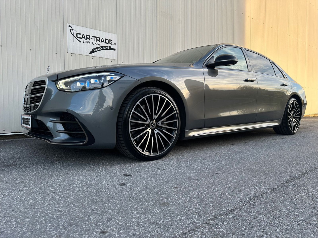 Mercedes-Benz S 400 d 4MATIC L Burmester 4D Chauffeur Packet - Sedan: afbeelding 1 Mercedes-Benz S 400 d 4MATIC L Burmester 4D Chauffeur Packet - Sedan: afbeelding 1