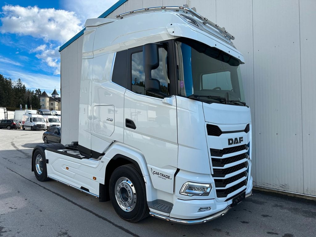 DAF XG 530 Retarder Standklima 3 Jahre Garantie - Trekker: afbeelding 2 DAF XG 530 Retarder Standklima 3 Jahre Garantie - Trekker: afbeelding 2
