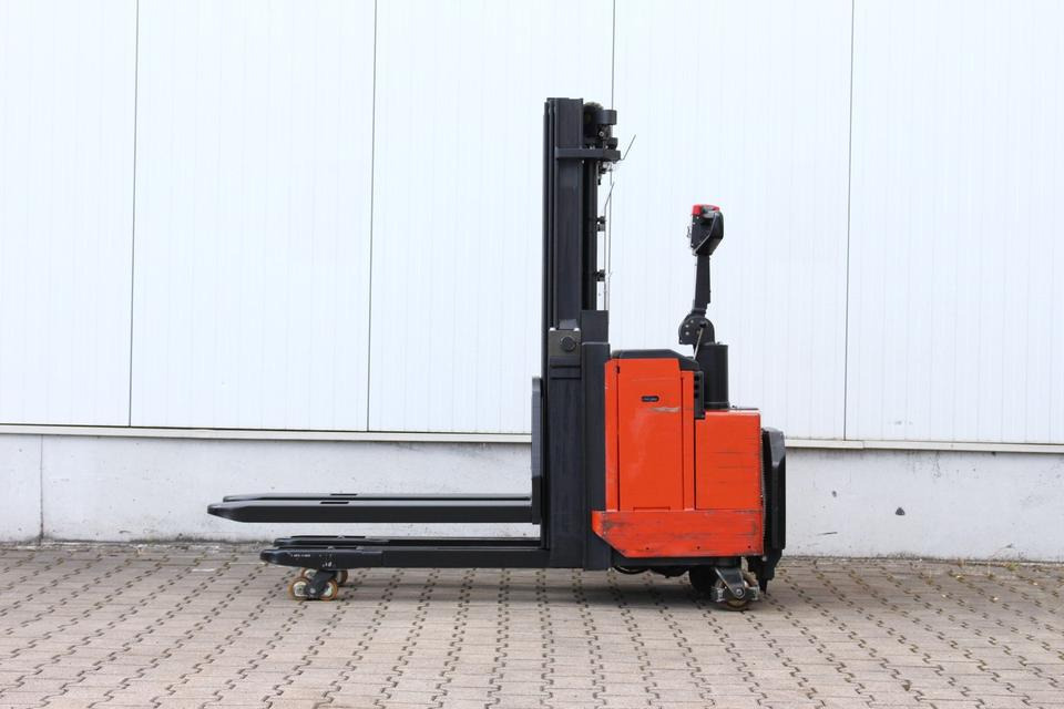 BT LSF1250 Triplex mit Initialhub - Stapelaar: afbeelding 4 BT LSF1250 Triplex mit Initialhub - Stapelaar: afbeelding 4