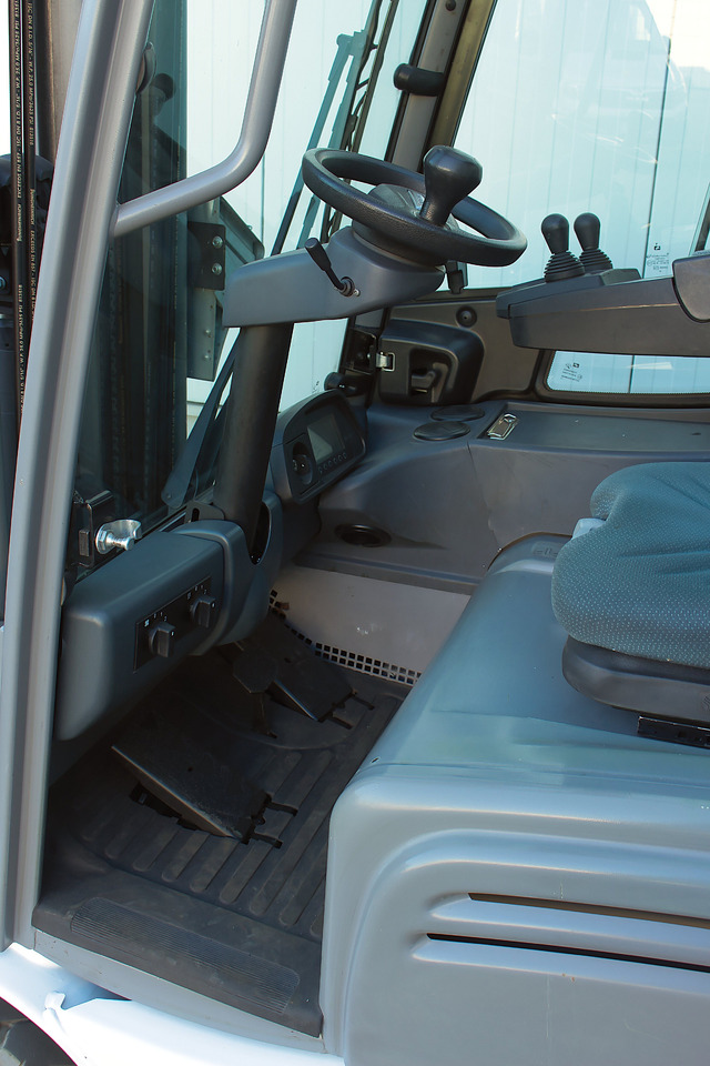 Elektrische heftruck Jungheinrich EFG320 - Triplex - Drehgerät - Li-Ion: afbeelding 13 Elektrische heftruck Jungheinrich EFG320 - Triplex - Drehgerät - Li-Ion: afbeelding 13