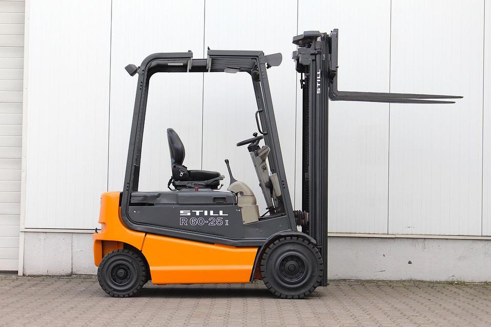 STILL R60-25i Triplex 5,5m - UVV NEU - Elektrische heftruck: afbeelding 5 STILL R60-25i Triplex 5,5m - UVV NEU - Elektrische heftruck: afbeelding 5