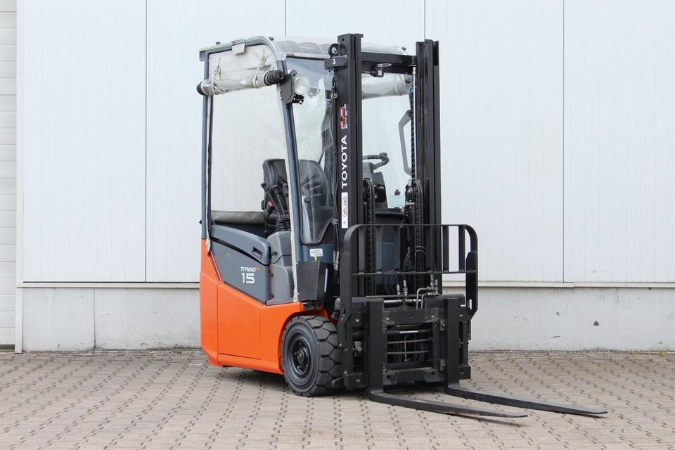 TOYOTA 7FBEST15 Zinkenverstellung - Elektrische heftruck: afbeelding 2 TOYOTA 7FBEST15 Zinkenverstellung - Elektrische heftruck: afbeelding 2